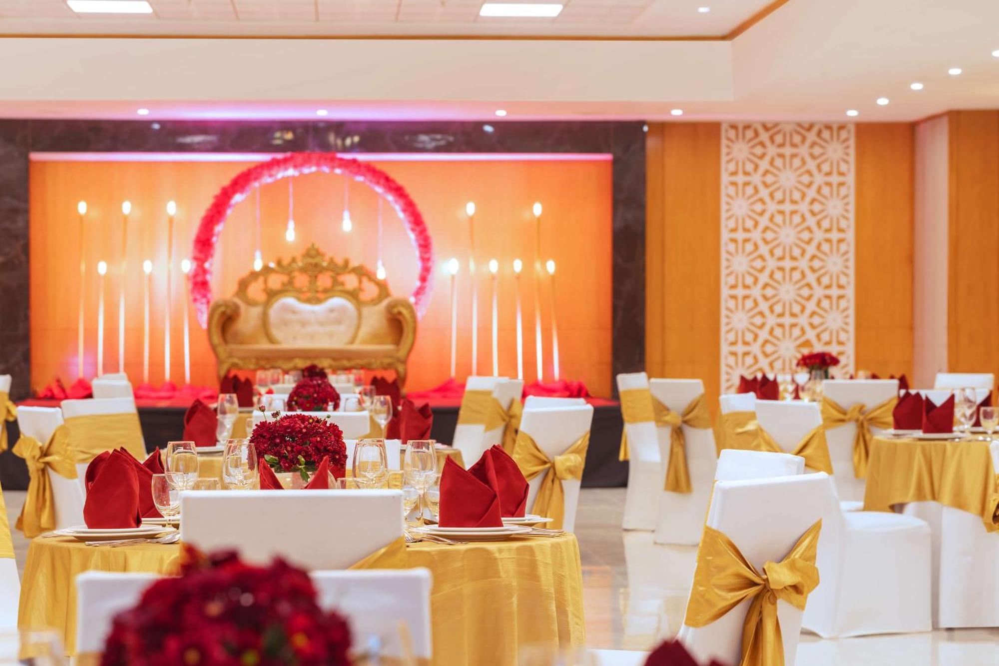 Doubletree By Hilton Goa - Panaji Hotel Bagian luar foto