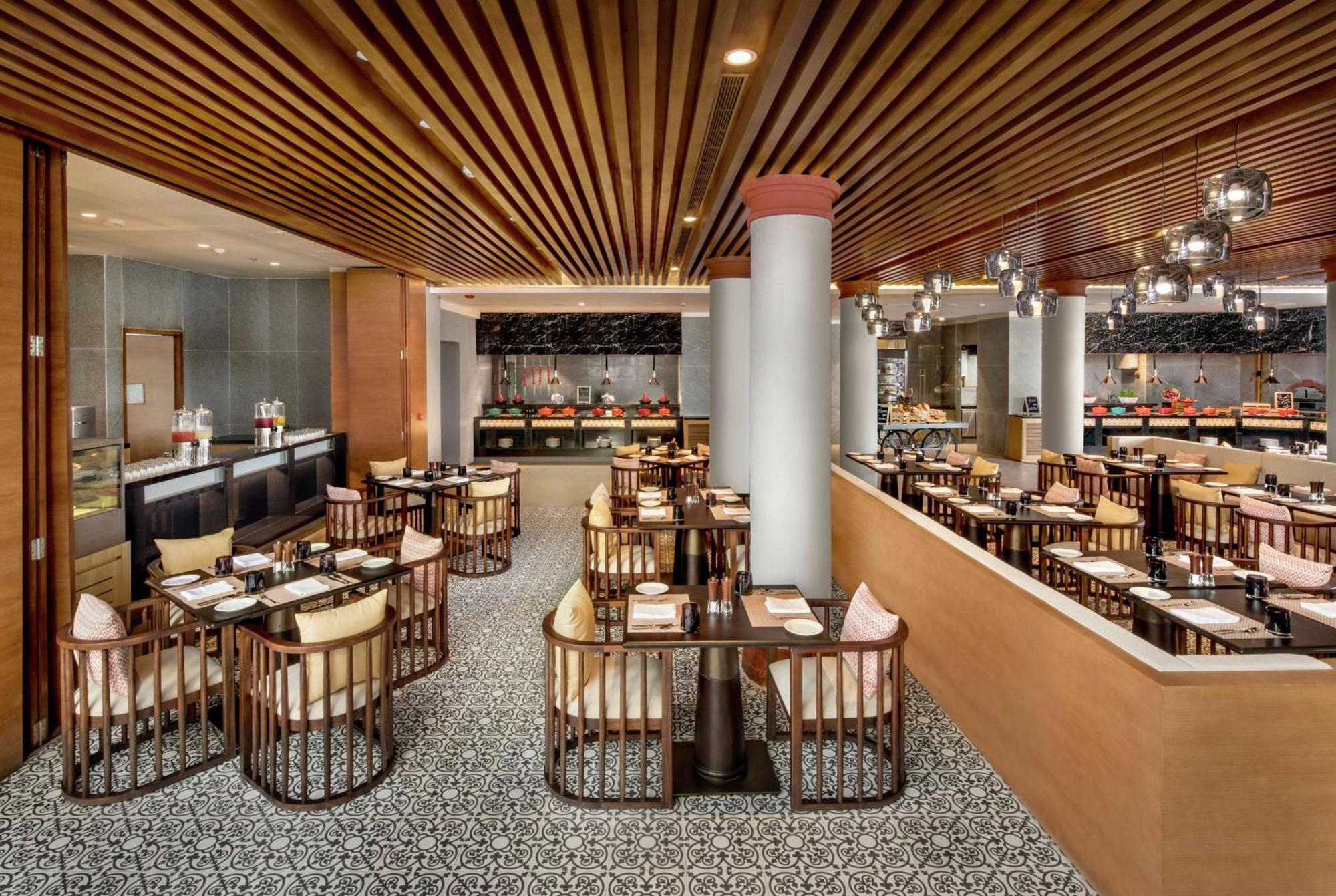 Doubletree By Hilton Goa - Panaji Hotel Bagian luar foto
